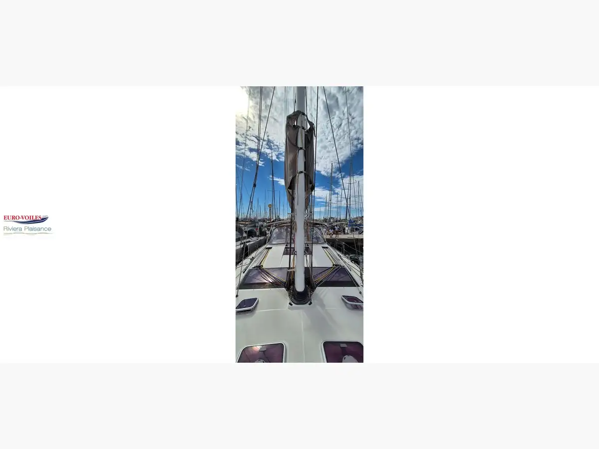 JEANNEAU 57