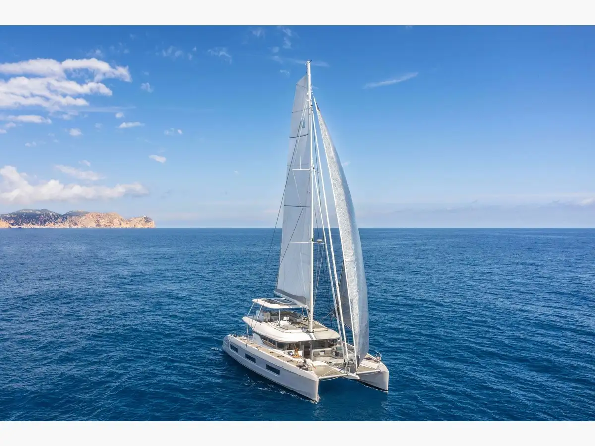 LAGOON 60