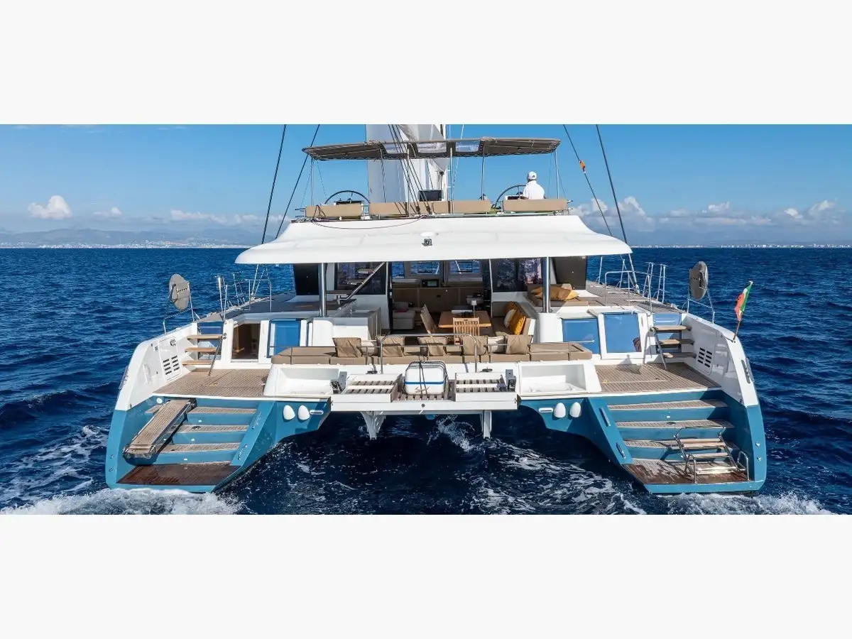 LAGOON 620