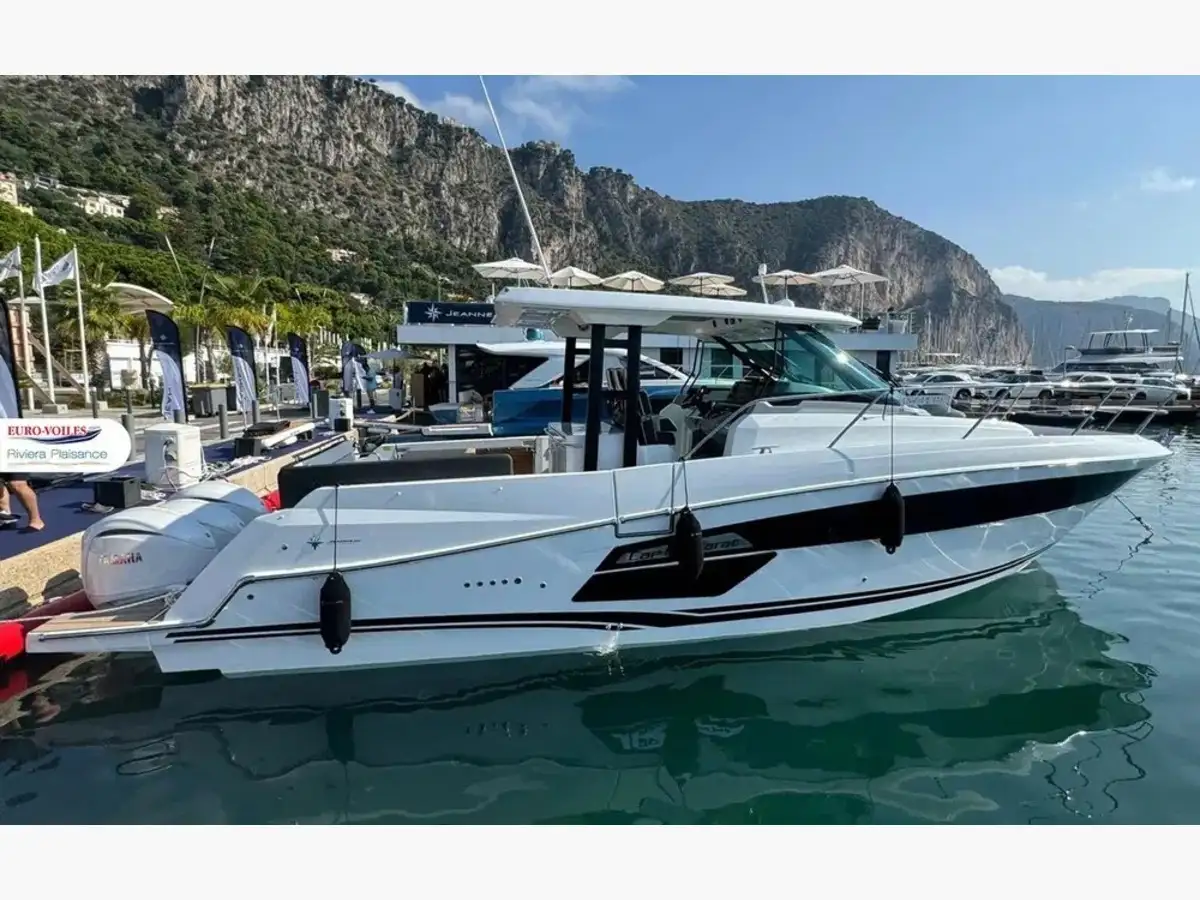 Cap Camarat 12.5 WA