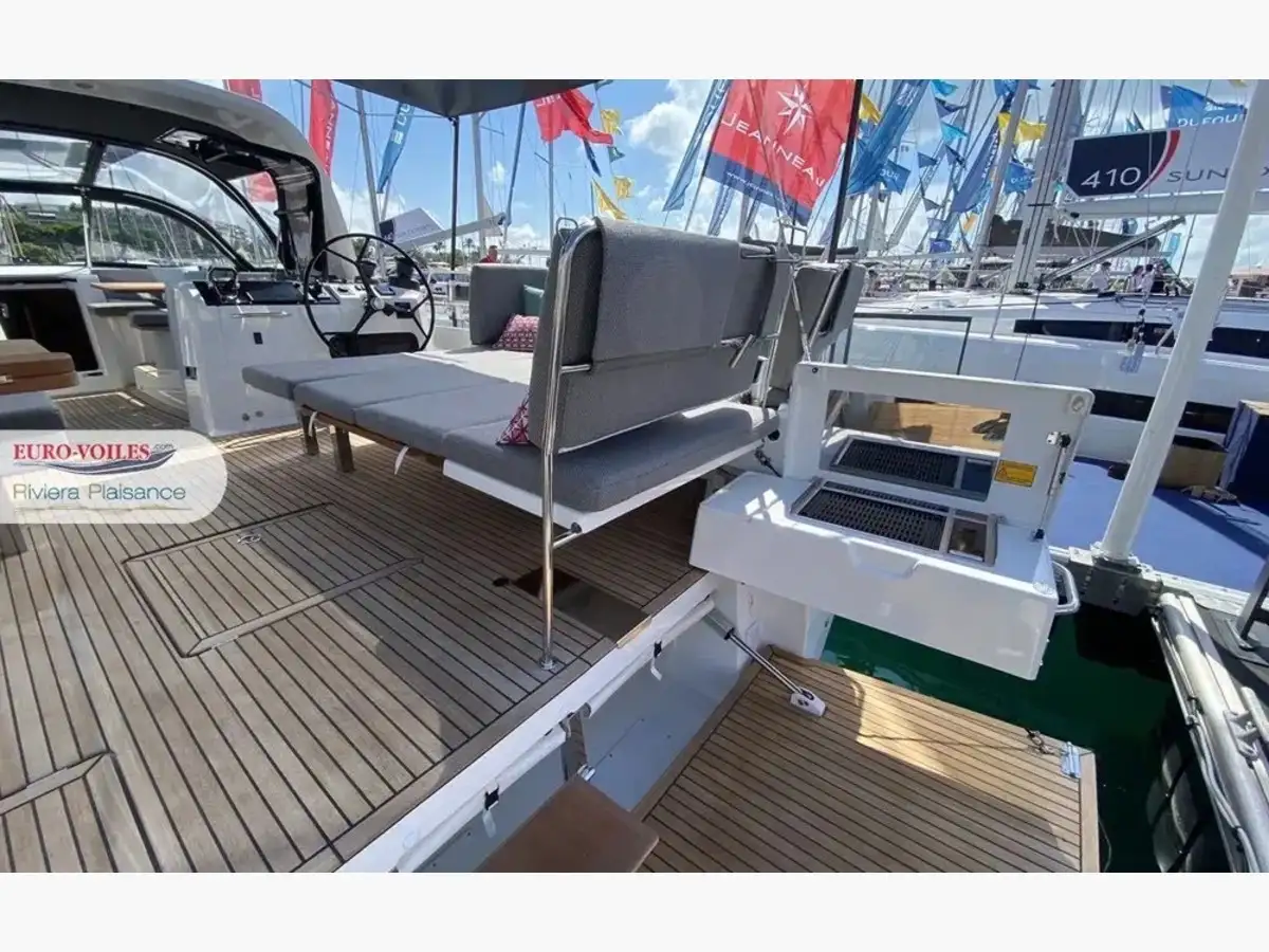 Jeanneau 55