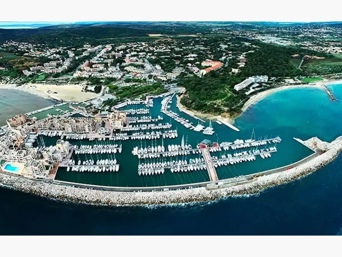 Port de Bormes les Mimosas