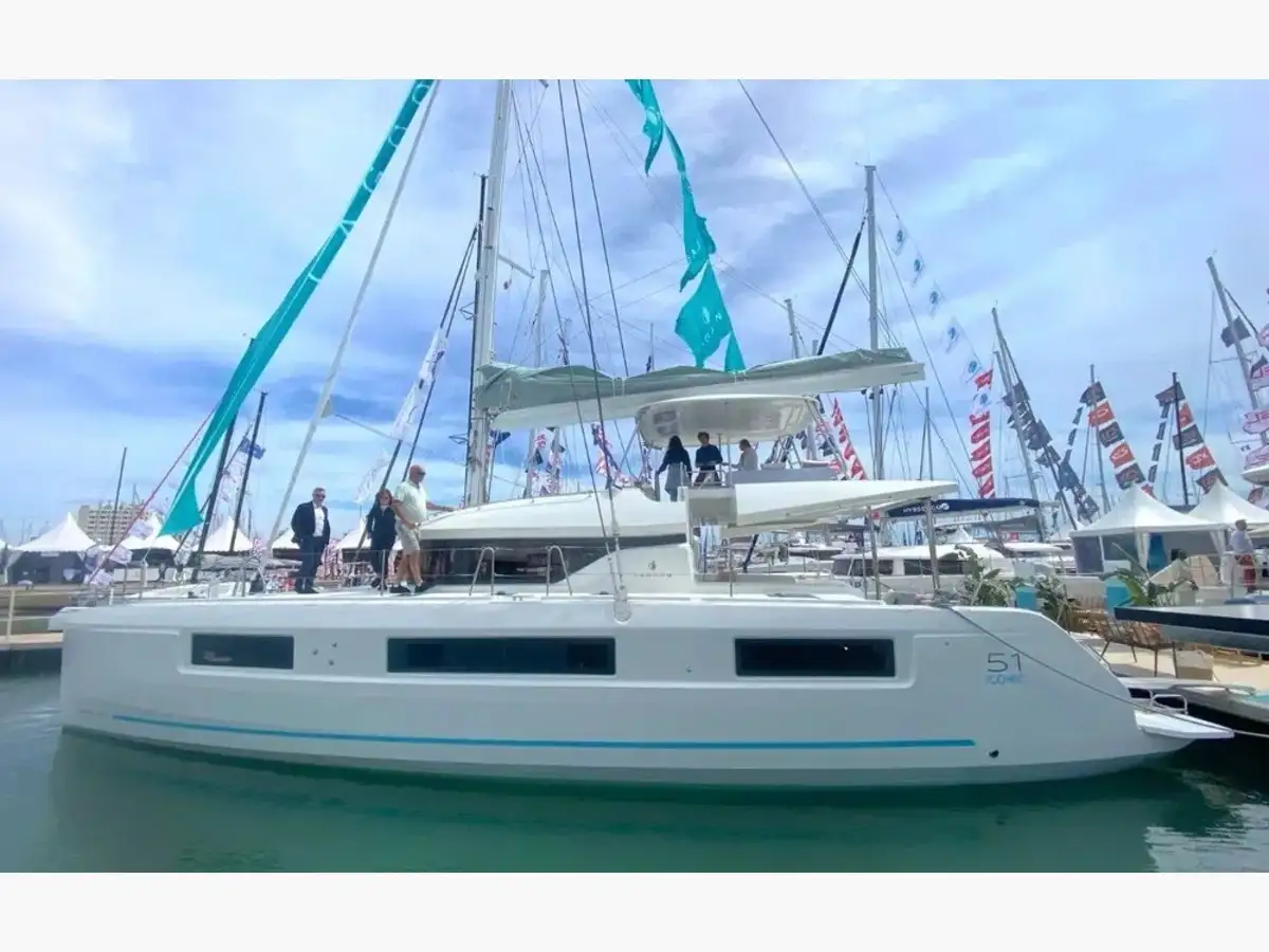 Lagoon 51