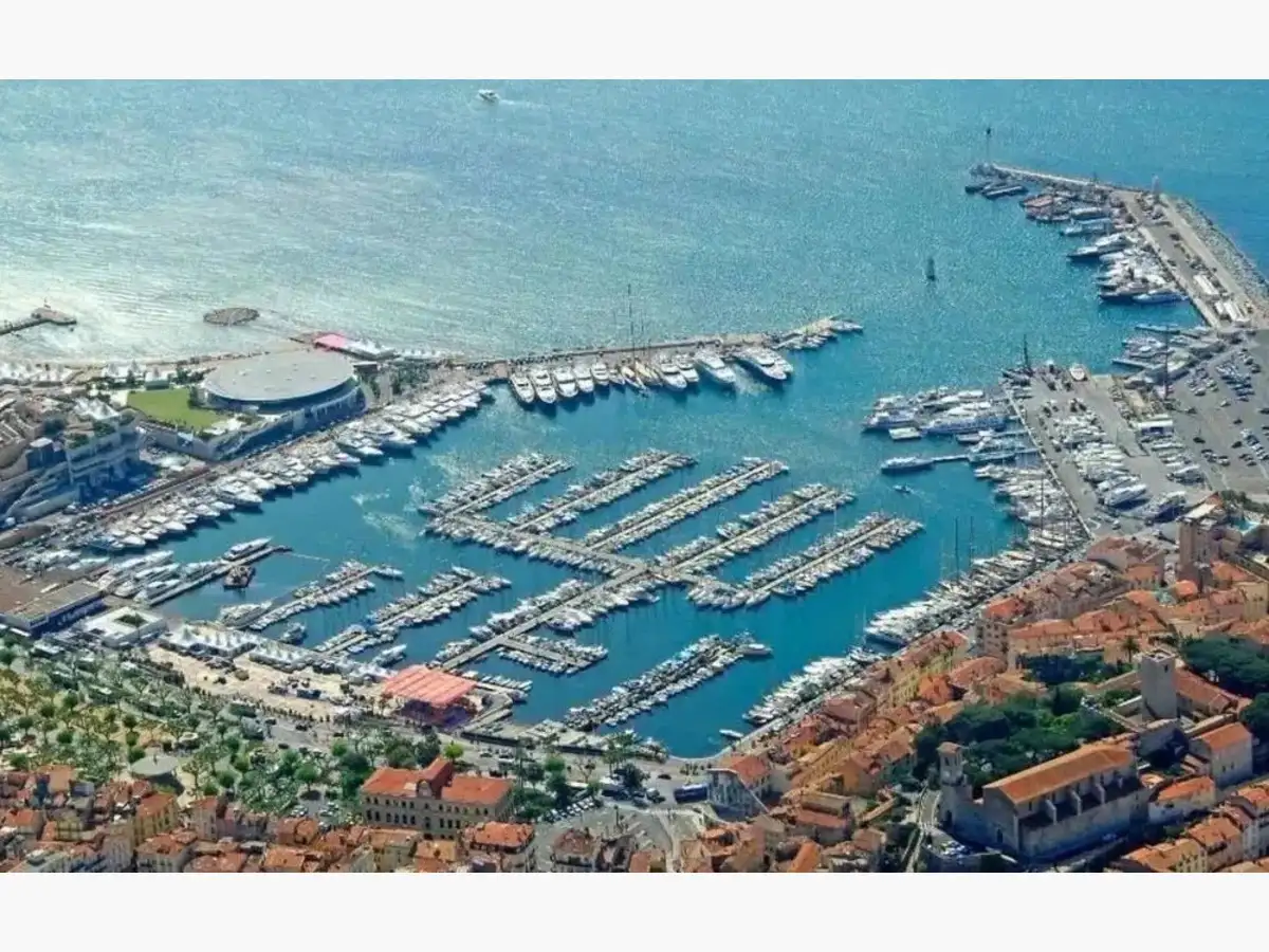 CANNES MARINA