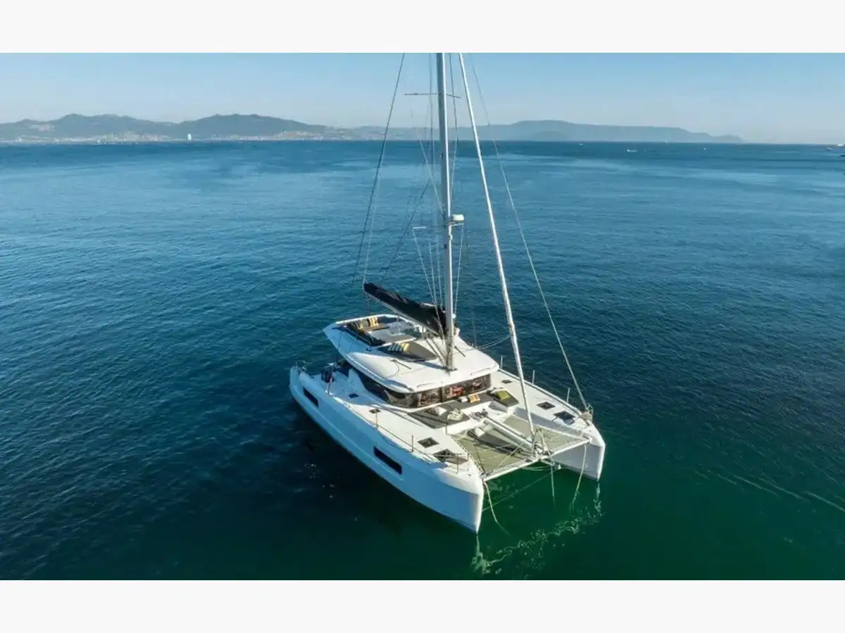 Lagoon 43 Power