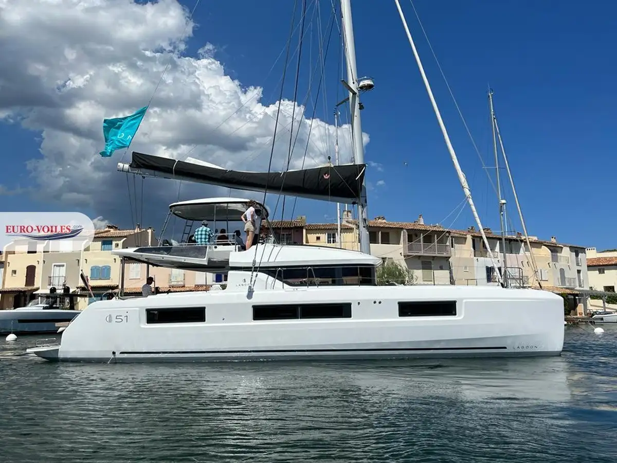 LAGOON 51
