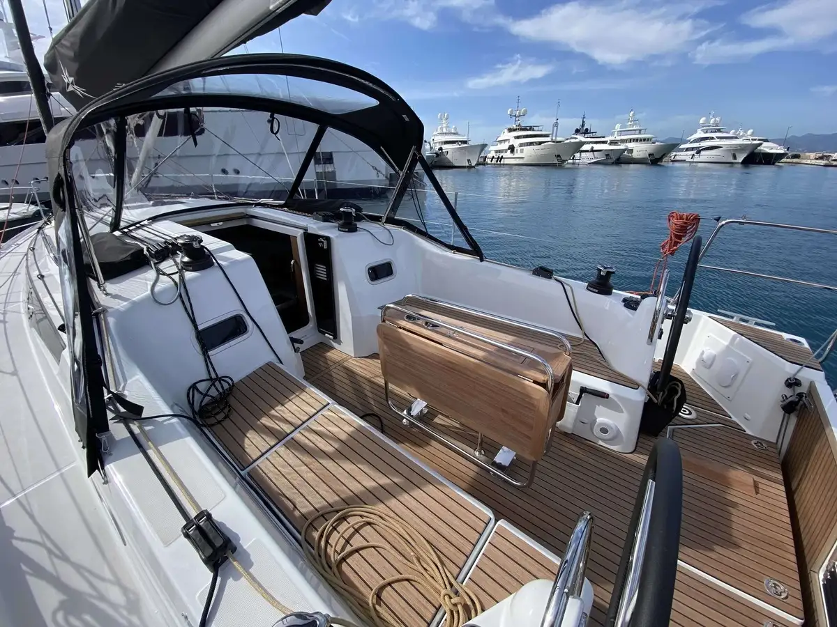 SUN ODYSSEY 350