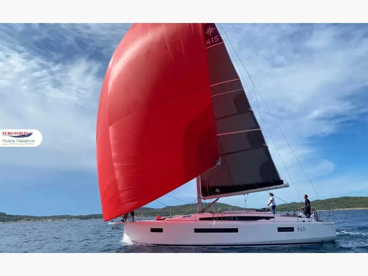 Sun Odyssey 415