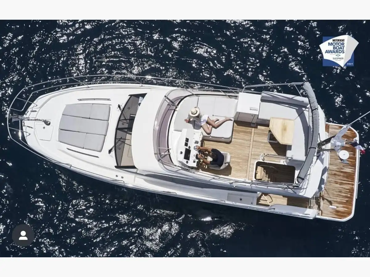 PRESTIGE 420 FLY