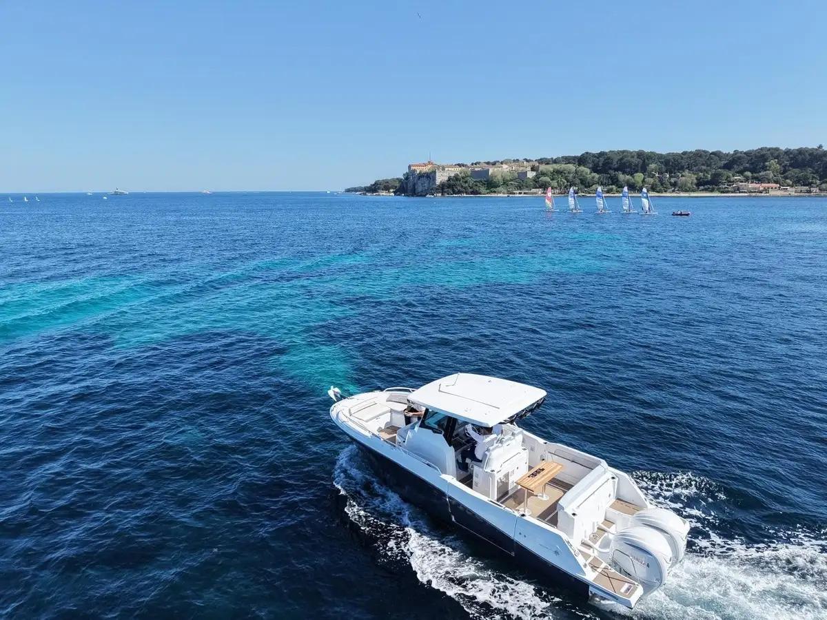 CAP CAMARAT 9.0 CC SERIE 2