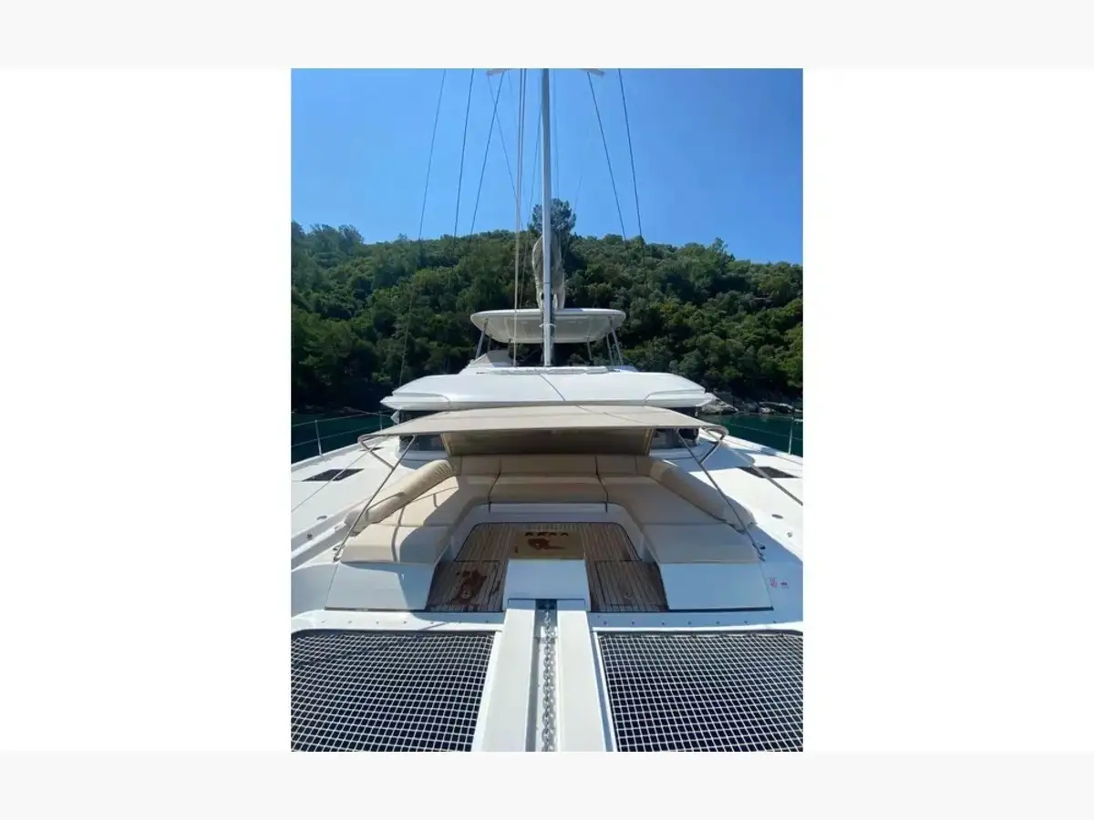 Lagoon 55