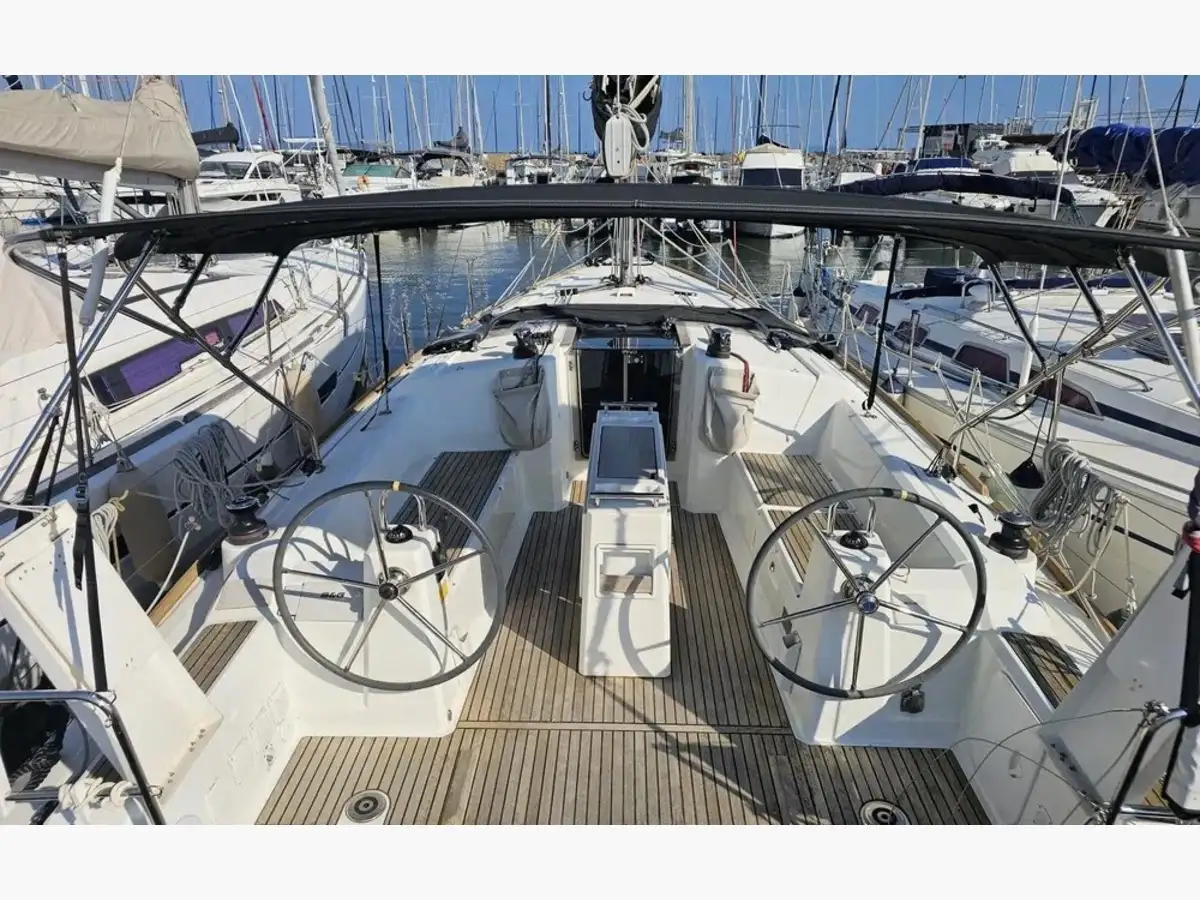 Oceanis 38.1