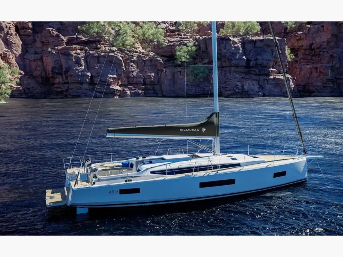 Sun Odyssey 455