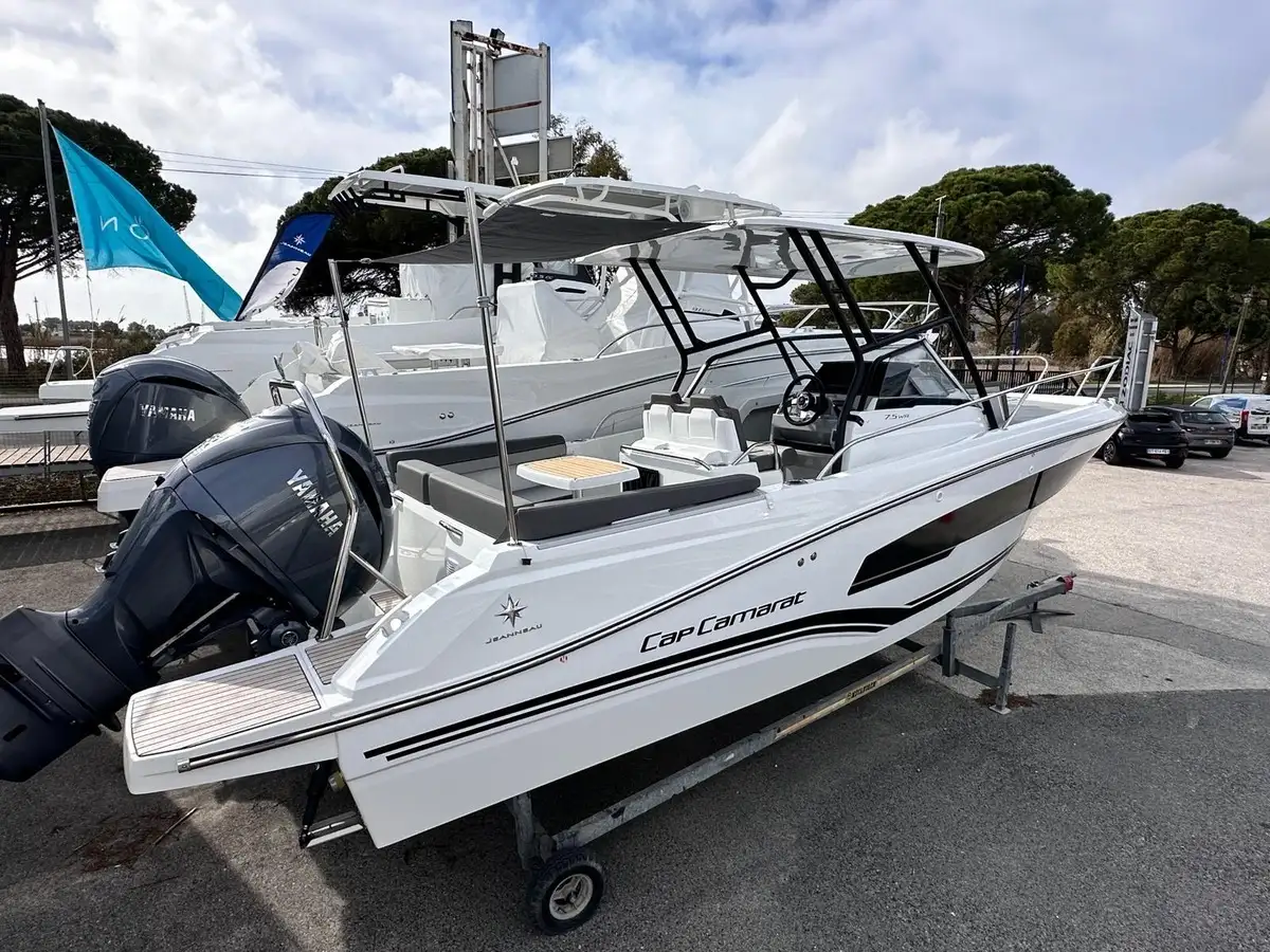 CAP CAMARAT 7.5 WA Série 3