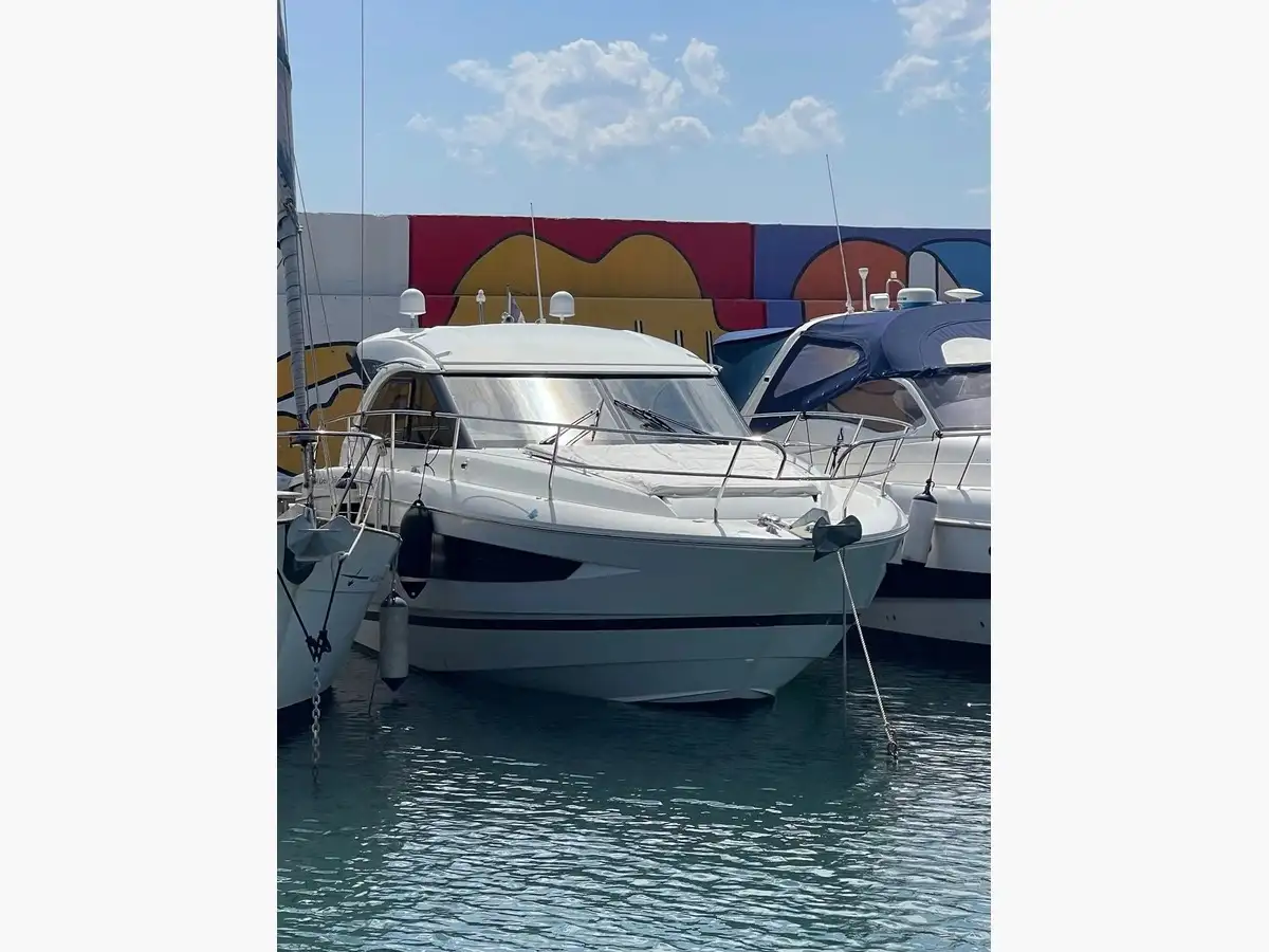Leader 36 Sportop