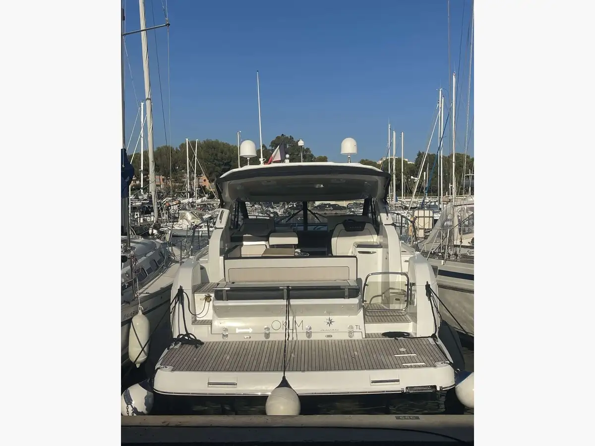 LEADER 36 SPORTOP