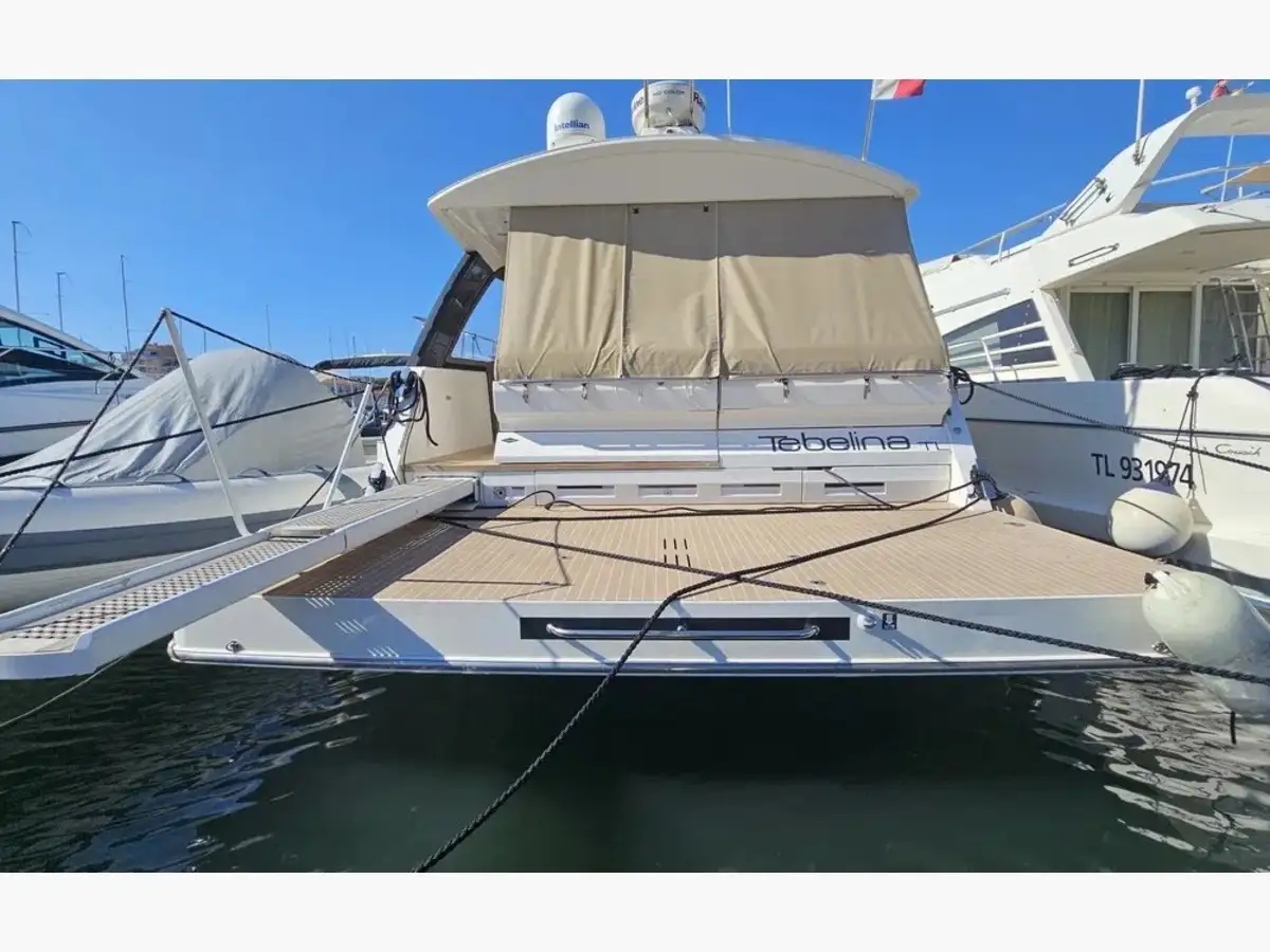 Sealine SC 42
