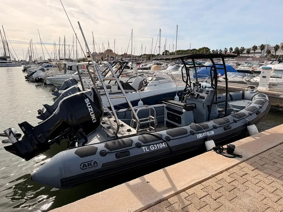 R75 C Hypalon
