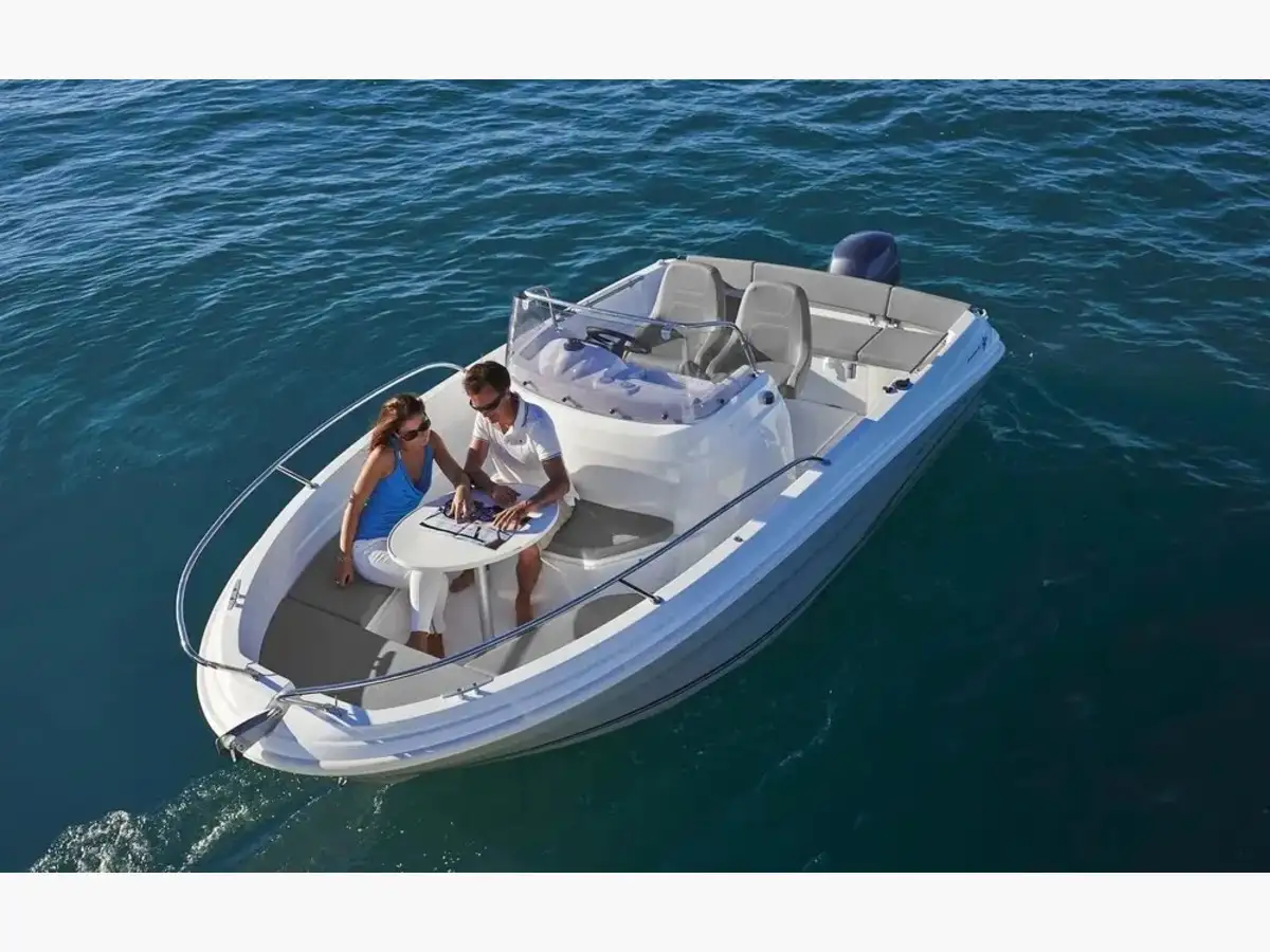Cap Camarat 5.5 CC Serie 2